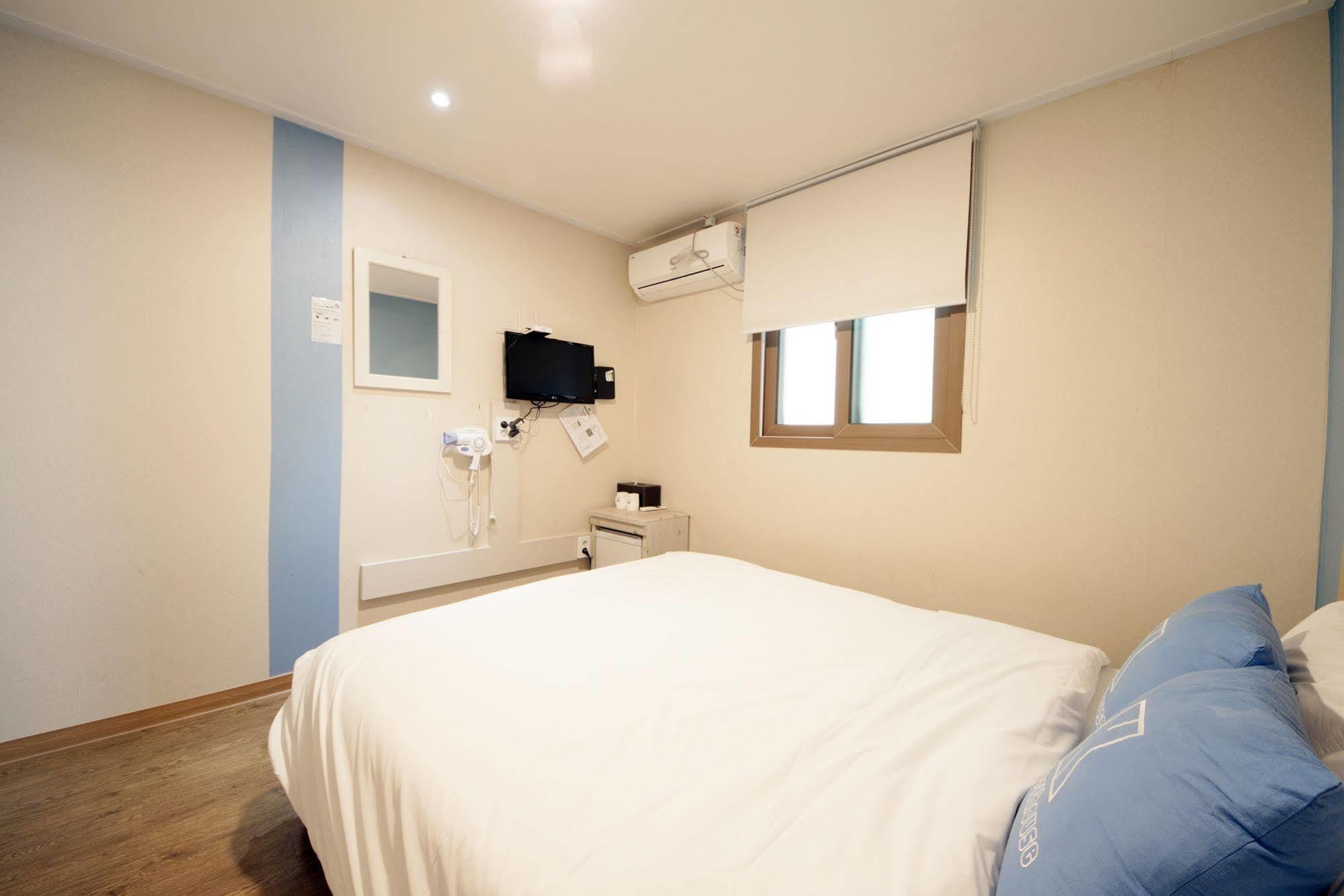 K-Guesthouse Sinchon 2 Seul Exterior foto